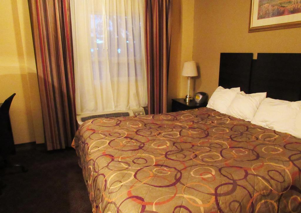 RedRock Inn Sioux Falls Extérieur photo